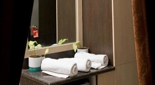 גורגאון Pacific Inn Huda City Centre Sec 41 מראה חיצוני תמונה