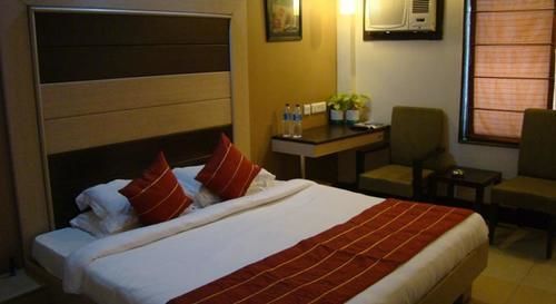 גורגאון Pacific Inn Huda City Centre Sec 41 מראה חיצוני תמונה
